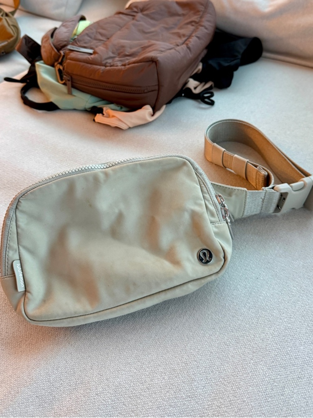 Lululemon Everywhere Belt Bag (2L)